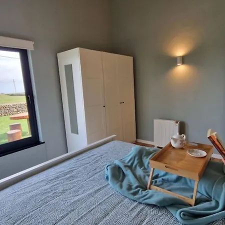 Beer House By Pontanegraazores