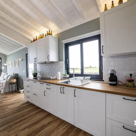 Beer House By Pontanegraazores * Altares