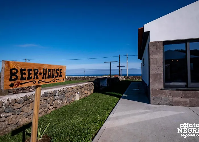 Beer House By Pontanegraazores Hébergement de vacances