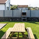 Сasa de vacaciones Beer House By Pontanegraazores