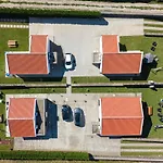 Beer House By Pontanegraazores * Altares