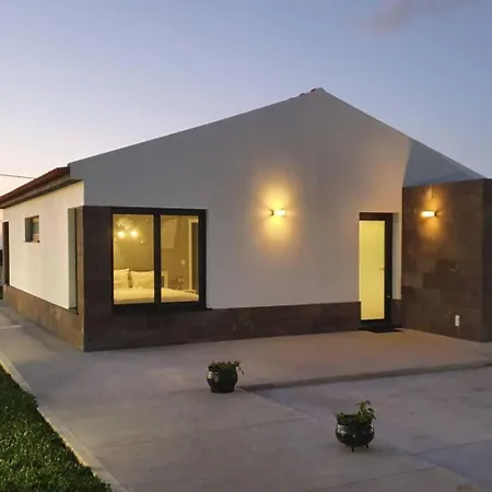 Beer House By Pontanegraazores * Altares