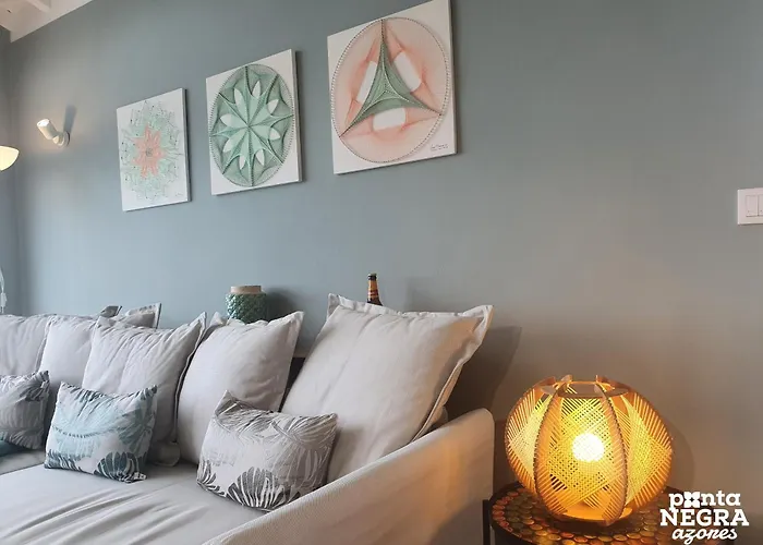 Beer House By Pontanegraazores Altares